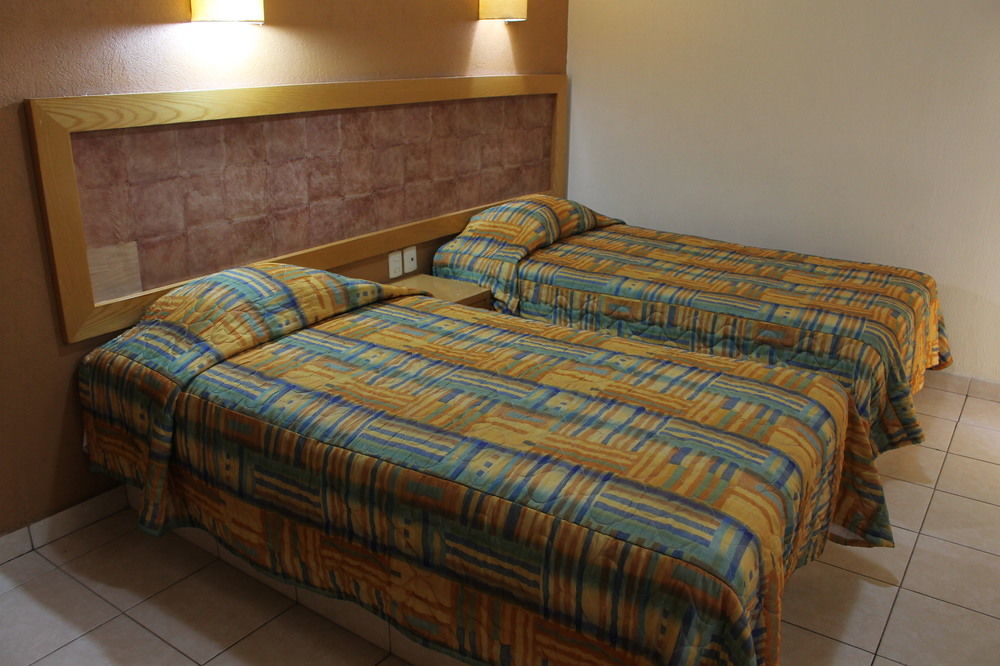 Hotel Qualitel Centro Historico Morelia Ngoại thất bức ảnh